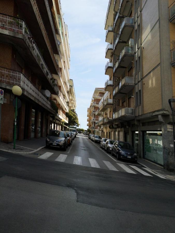 Apartamento Luxury Bellevue Centro Citta Pescara Exterior foto