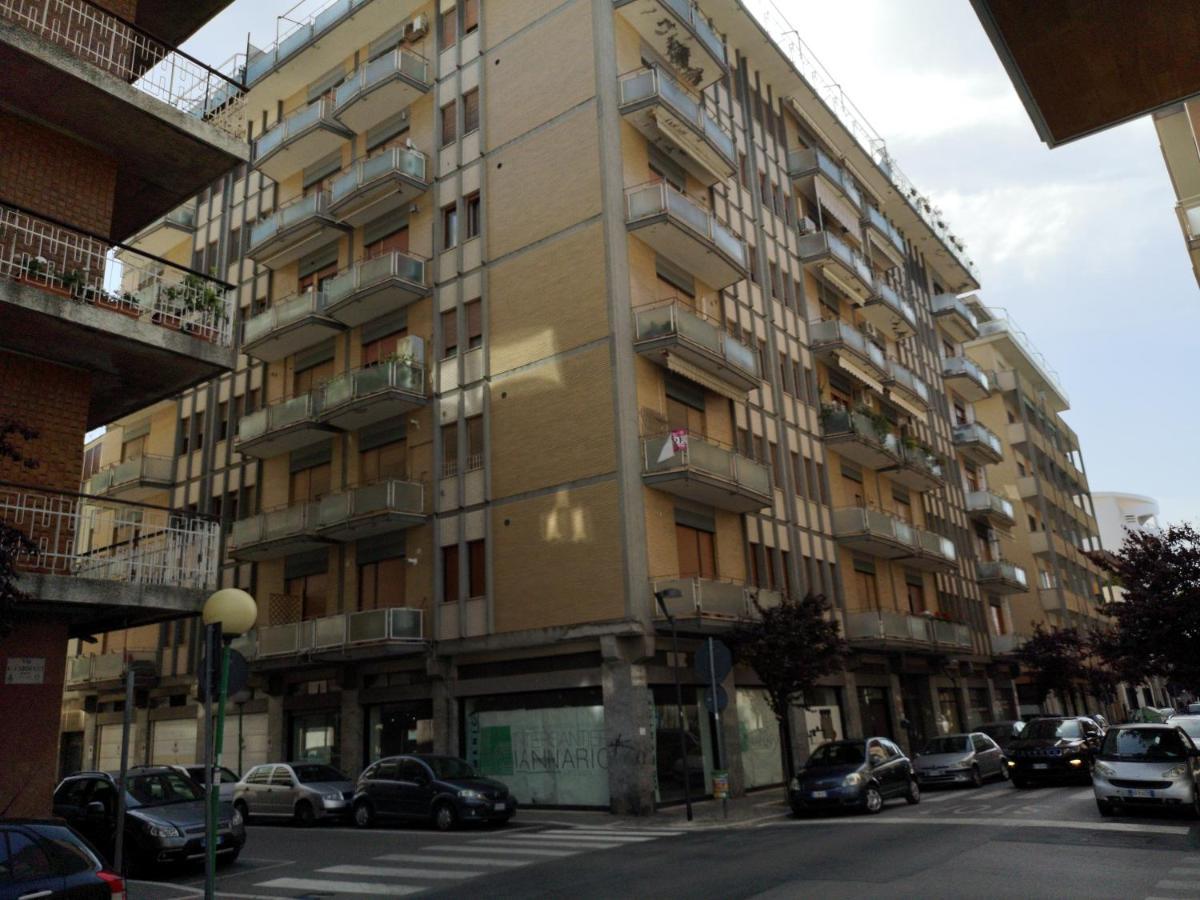 Apartamento Luxury Bellevue Centro Citta Pescara Exterior foto
